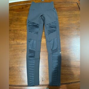 SOLD Alo Yoga Moto Leggings